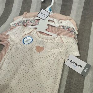 Carter’s short sleeve baby girl heart onesies